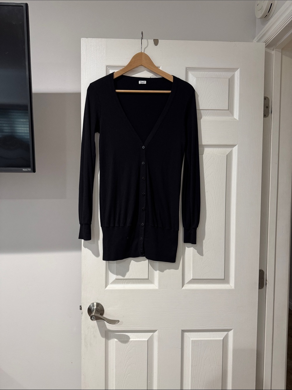 Splendid Classic Black V-Neck Button-Front Women's Sweater  size xs
